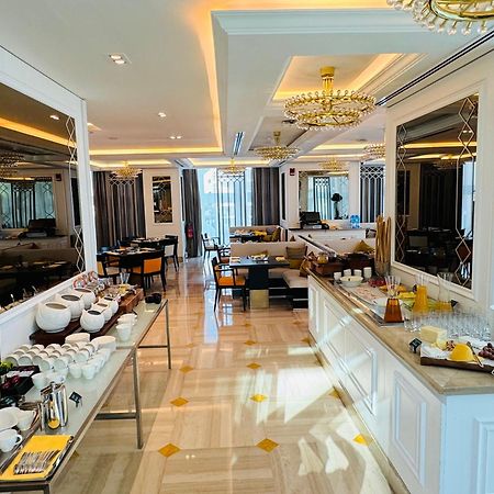 Готель Shaza Доха Екстер'єр фото The restaurant at the hotel